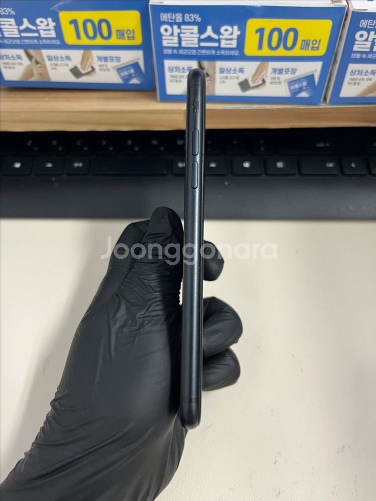 아이폰Se2 128G 블랙 S급!--5