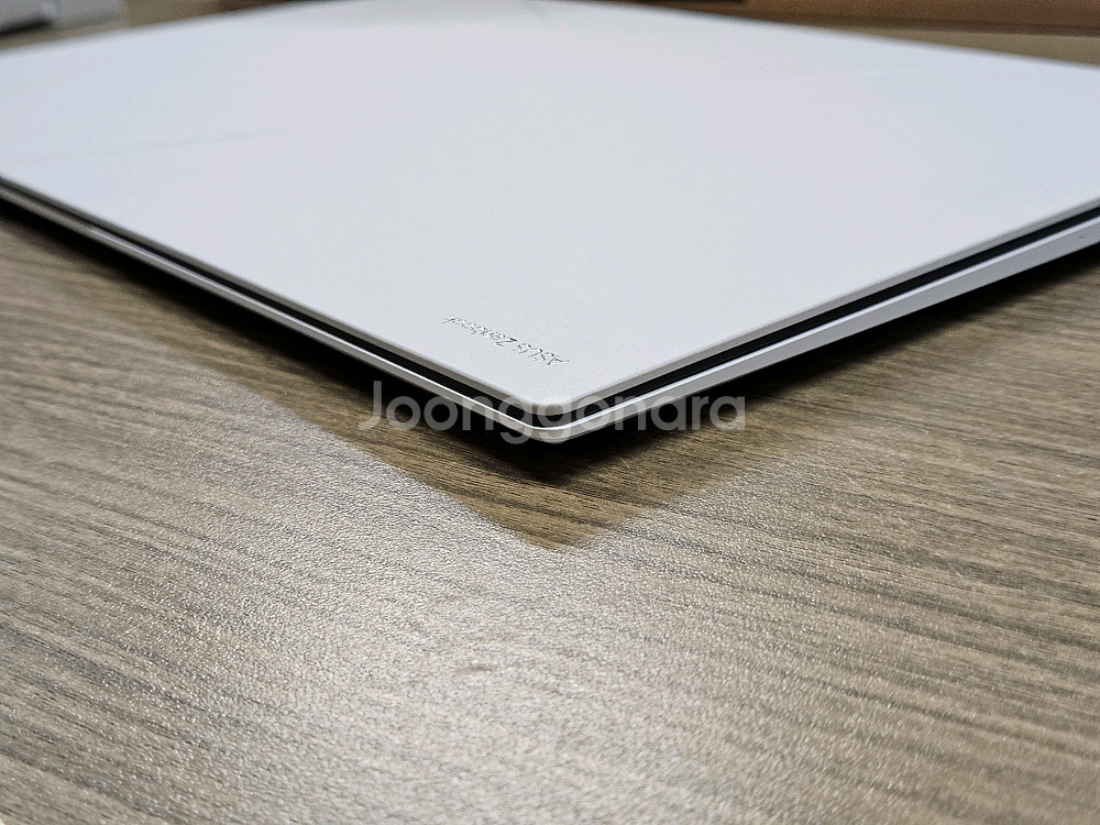 아수스 UM5606W--6