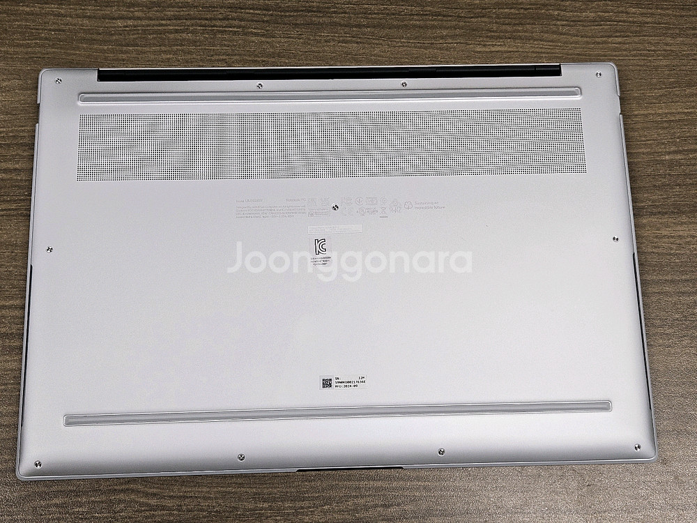 아수스 UM5606W--4