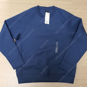 유니클로 울트라 스트레치 긴팔티 네이비 M이즈(95