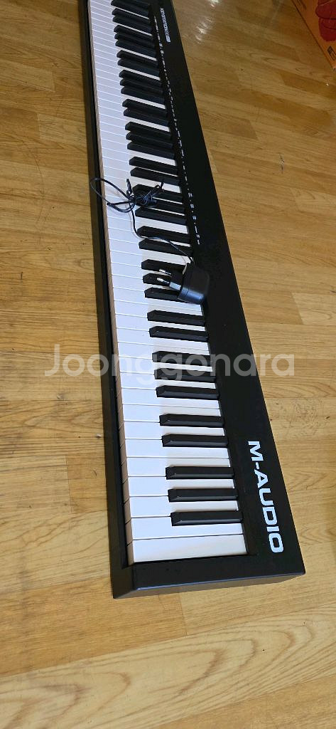 M-AUDIO MK3 88건반 전자 키보드--1