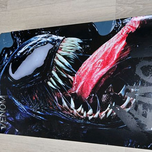 핫토이 베놈 피규어