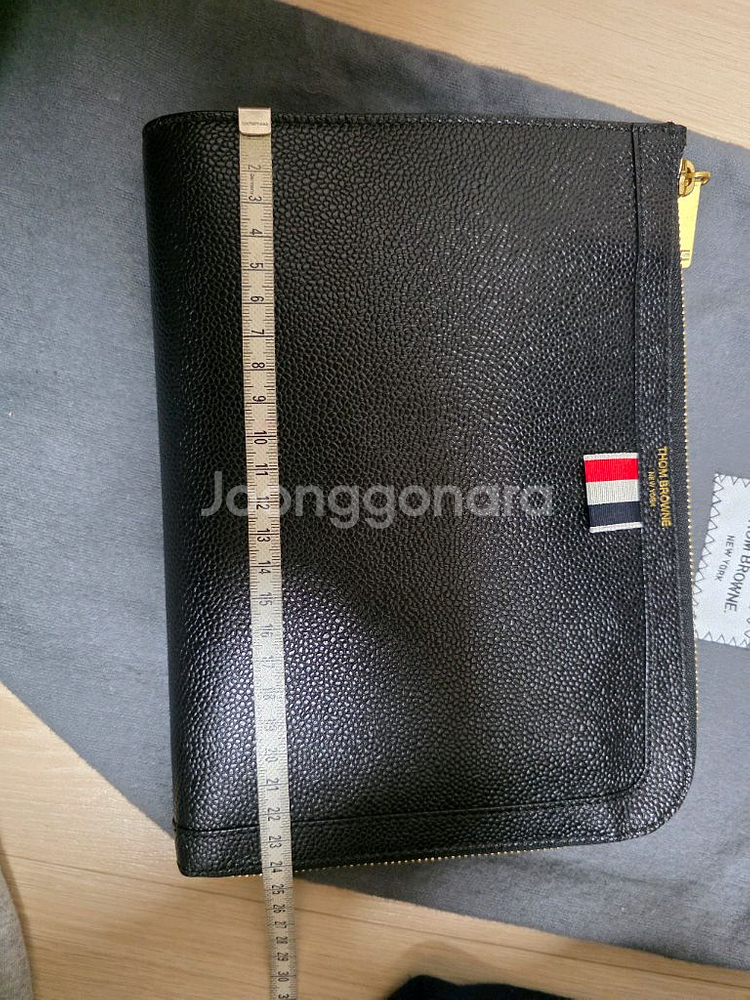 톰브라운 클러치 MAC072A-00198 001--6