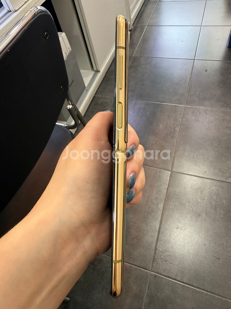 갤럭시Z플립 256GB 골드 Y102801--5
