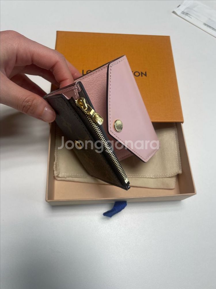 루이비통 조에월릿--2