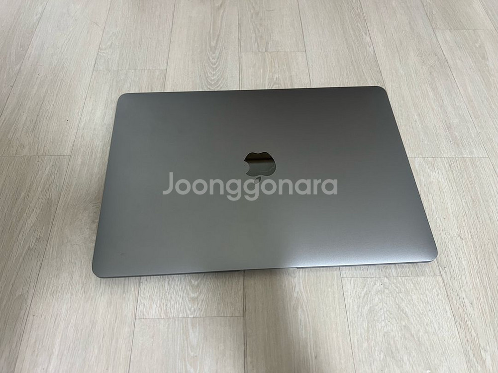 맥북에어 m1 13인치, 8gb. 256gb--0