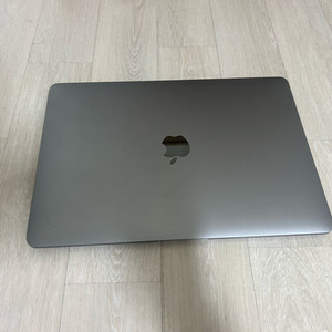 맥북에어 m1 13인치, 8gb. 256gb