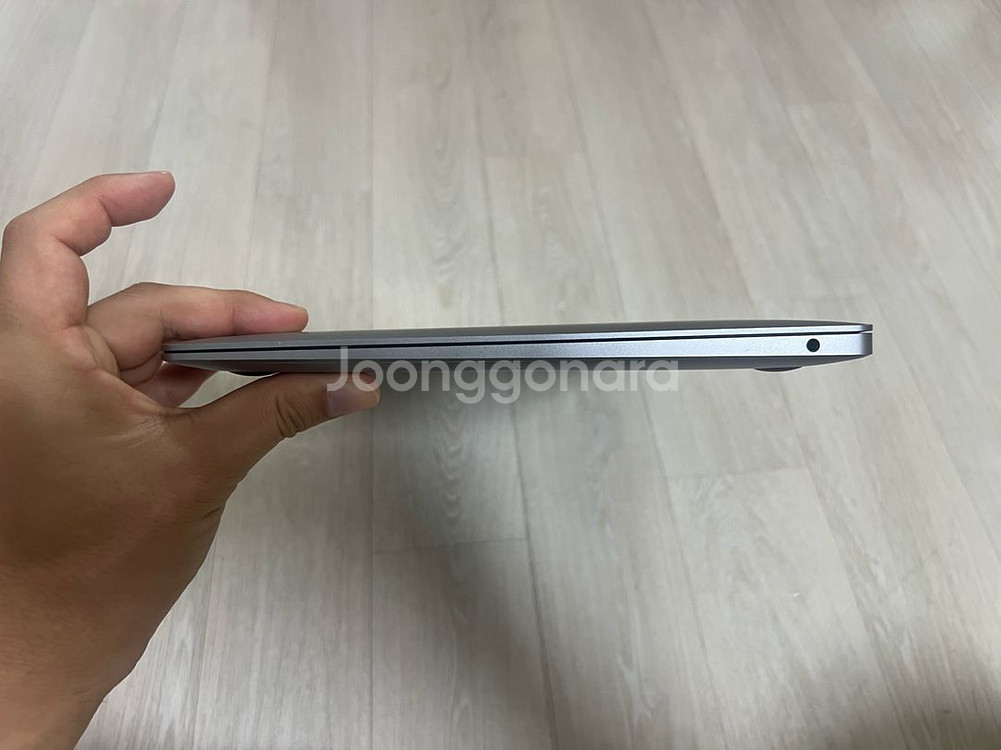 맥북에어 m1 13인치, 8gb. 256gb--5