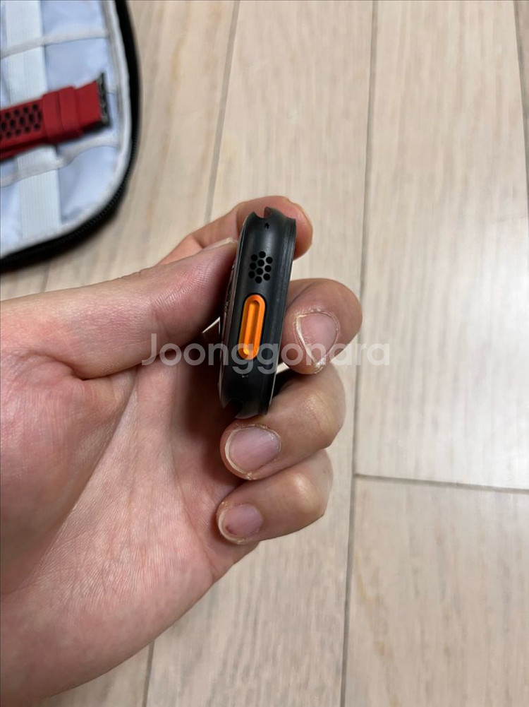 애플워치 울트라2 블랙 티타늄--9