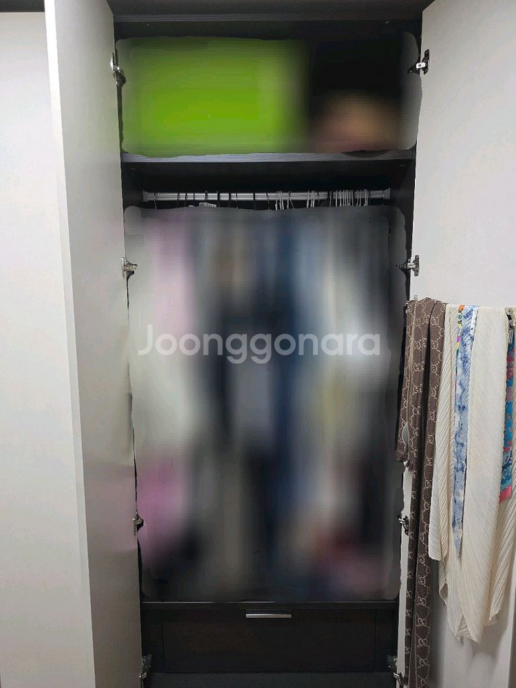 한샘 붙박이장 크림색 옷장--2