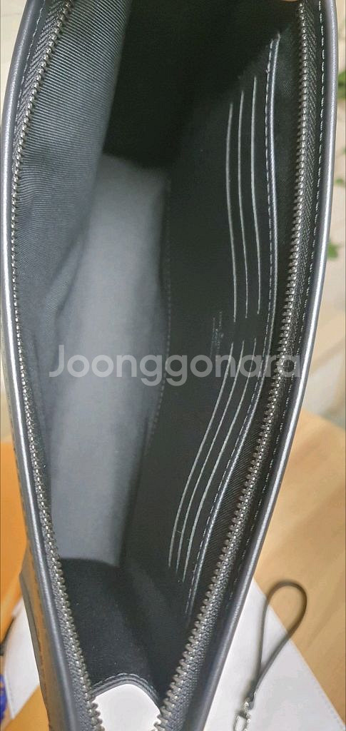 루이비통 포쉐트 보야주MM 클러치백 정품S급(감정서O)--8