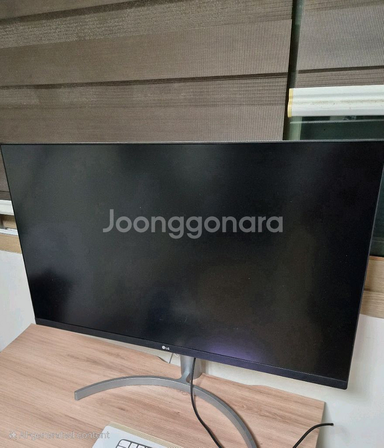 LG 32인치 4K 모니터--0