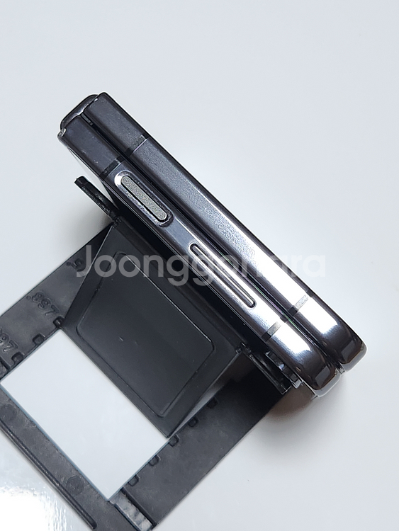 갤럭시Z플립5 256G 무잔상 블랙 53893--7