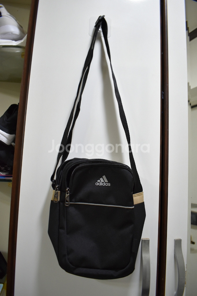 아디다스 크로스백--1