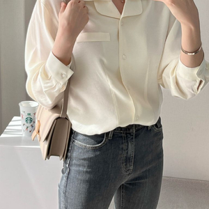 (새제품) 더블카라 셔츠 블라우스 아이보리