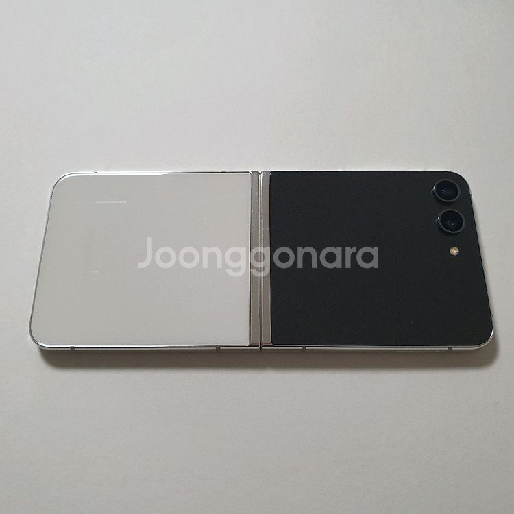 갤럭시 Z플립5 512GB 깔끔 저렴 정상해지--1