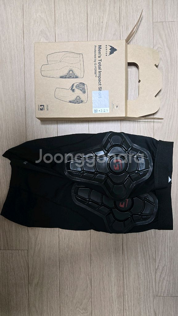 버튼 지폼 엉덩이 보호대 XL 2425 판매합니다.--0