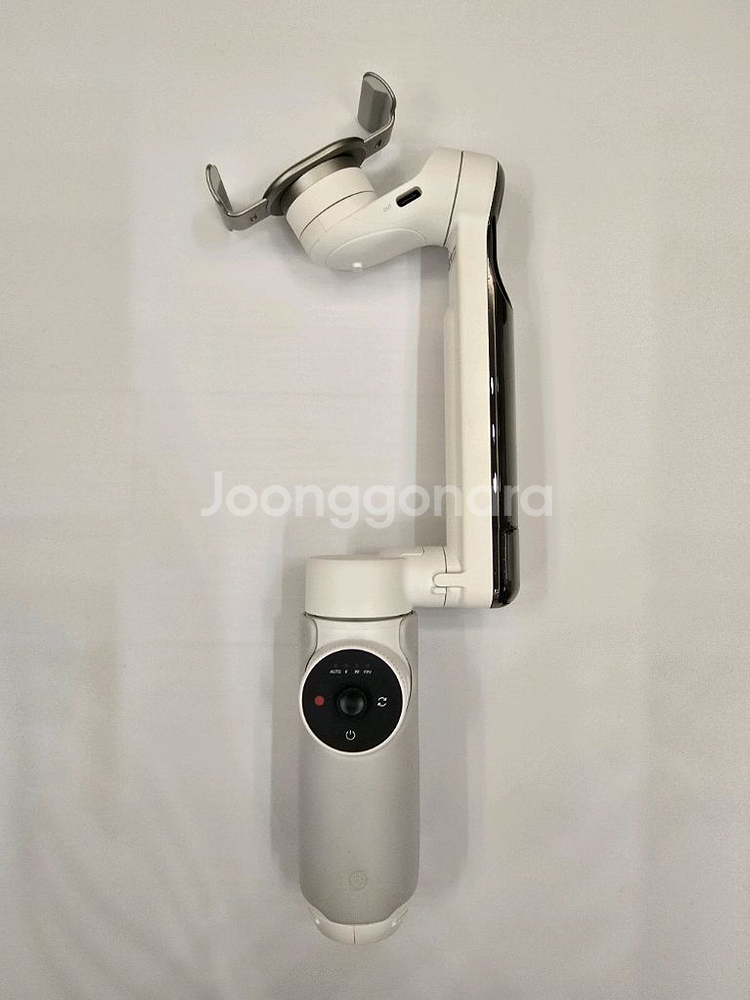인스타360 Flow 프로 삼각대 화이트--2