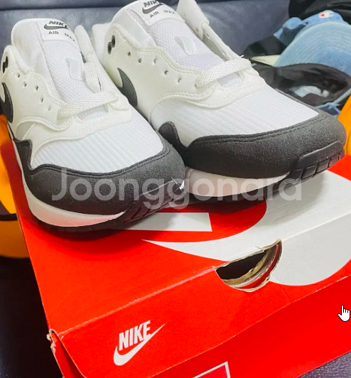 나이키 에어맥스1 흰검--0