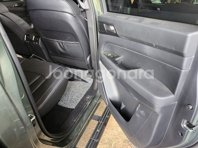 KGM 더 뉴 렉스턴 스포츠칸 21년식 35,000km--7