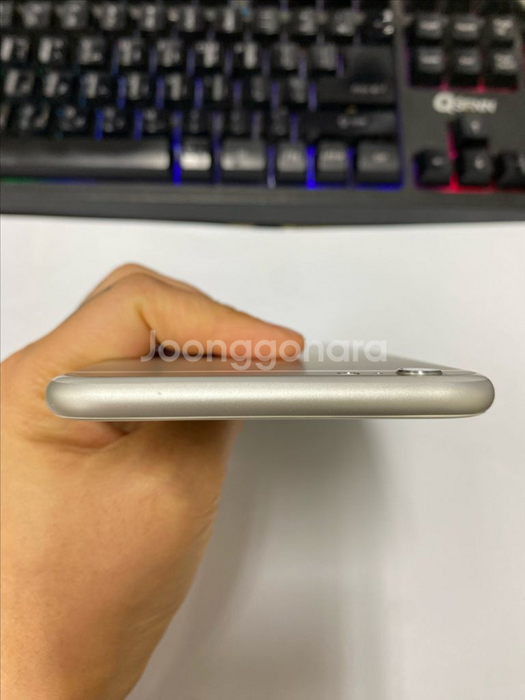 아이폰6플러스 실버 AA급 64GB 배터리100%--3