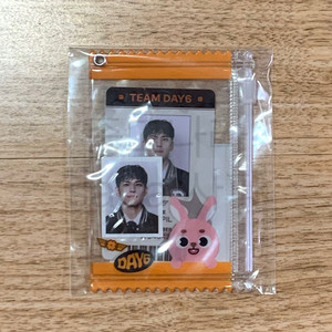 데이식스 팝업 라이선스 ID 포토 세트 원필