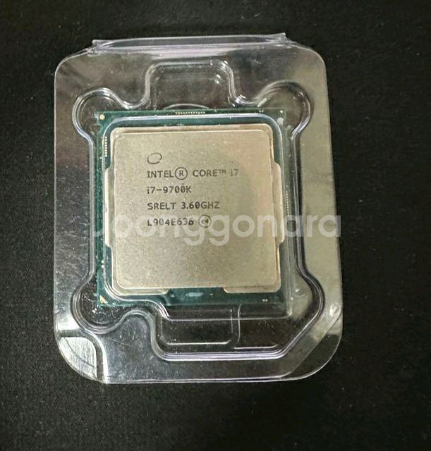 9세대 i7 9700k cpu 단품팝니다--0