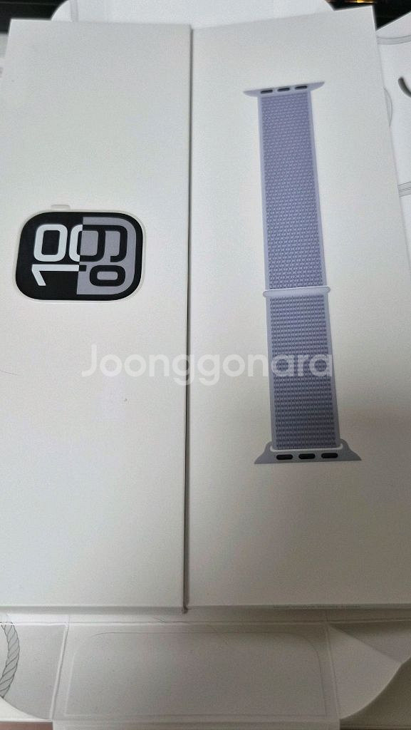 애플워치 10 실버 42mm gps 판매합니다--7
