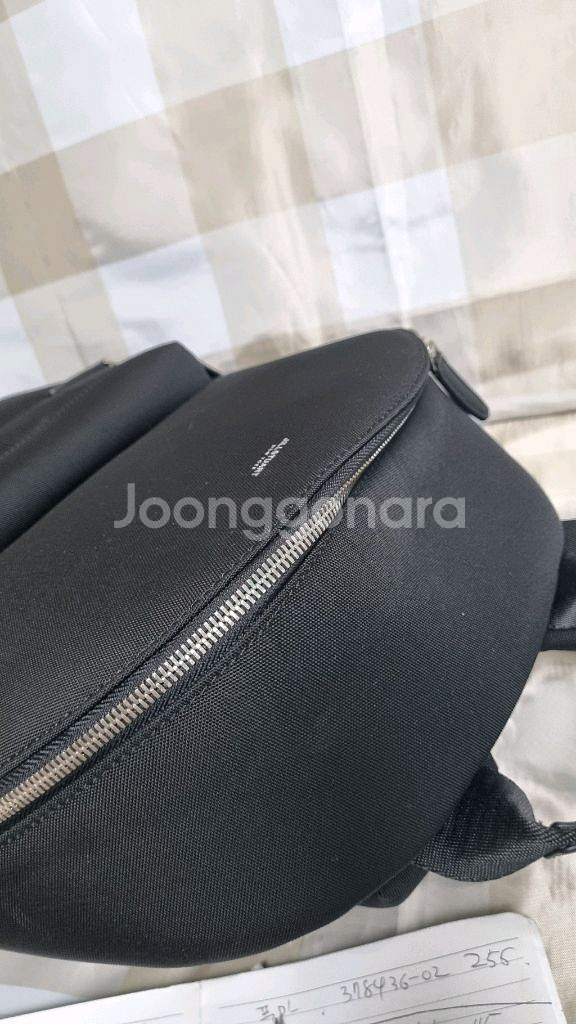 질스튜어트 루카 남성백팩 판매합니다--4