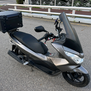 혼다 pcx125 16년 연비굿 팔아요
