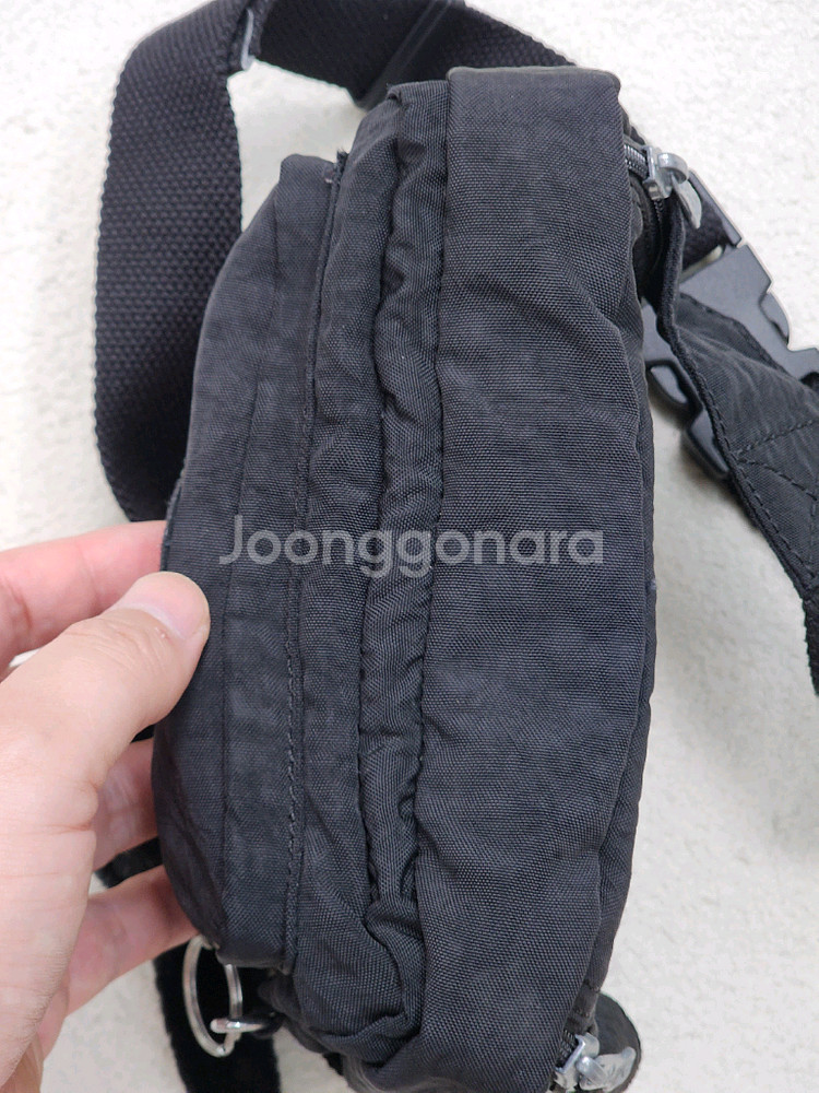 KIPLING 블랙 미니 힙색+크로스 2way--5