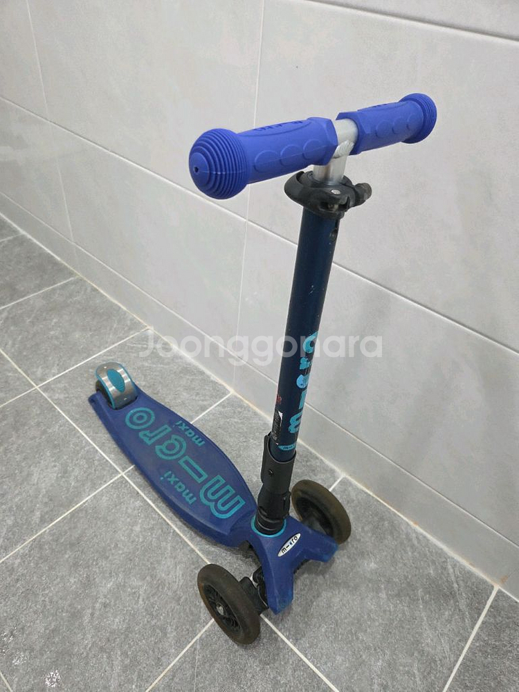 마이크로 킥보드 맥시 블루 LED 폴더블--0
