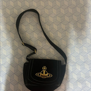 Vivienne Westwood 블랙 가방