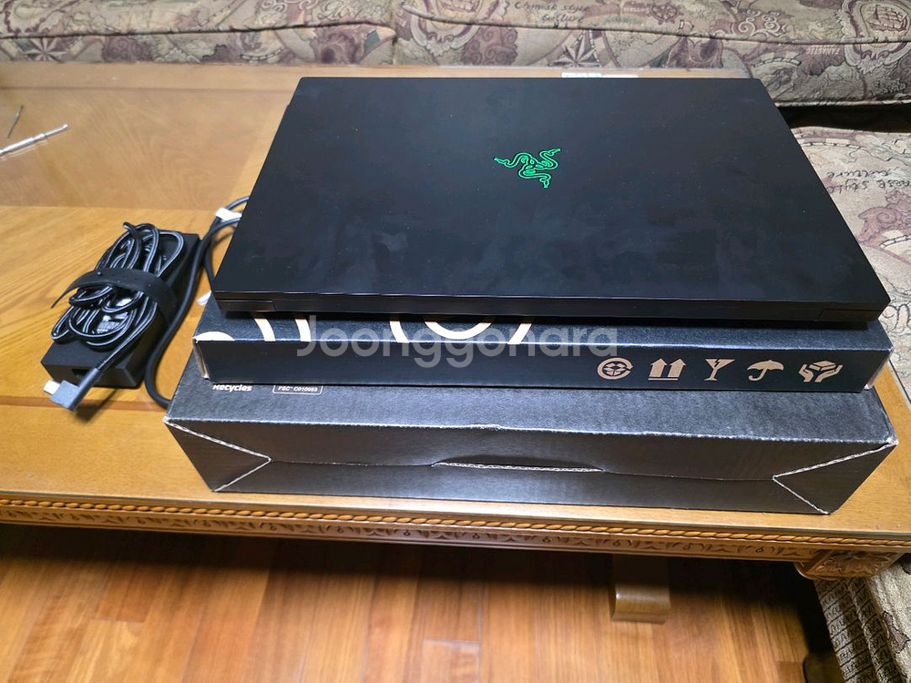 Razer Blade 18 (2024 최신형)--4