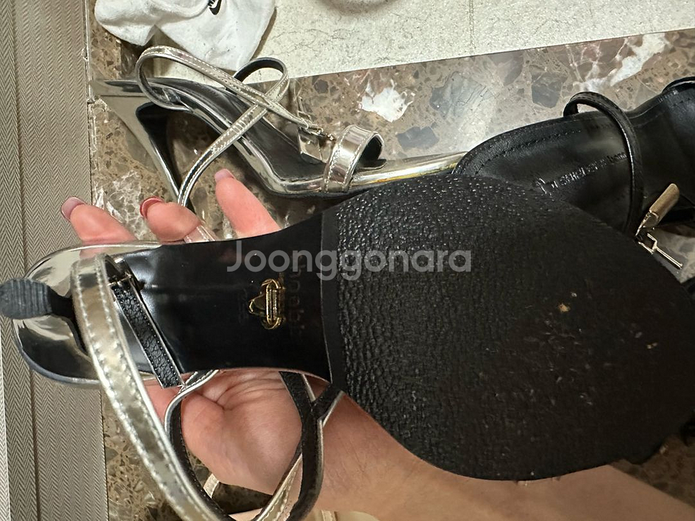 실버 스트랩 힐 234--1