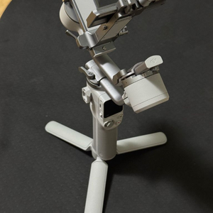 DJI RS4 Mini 짐벌
