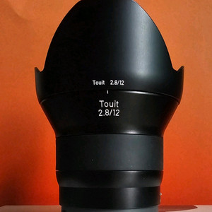 칼자이스 Carl Zeiss Touit Distagon