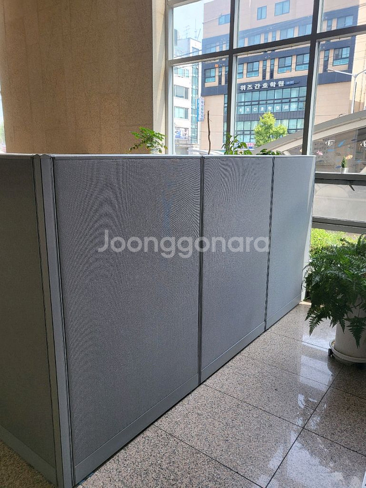 파티션 책상 의자 철제캐비넷 철재옷장 서랍 원형테이블--4