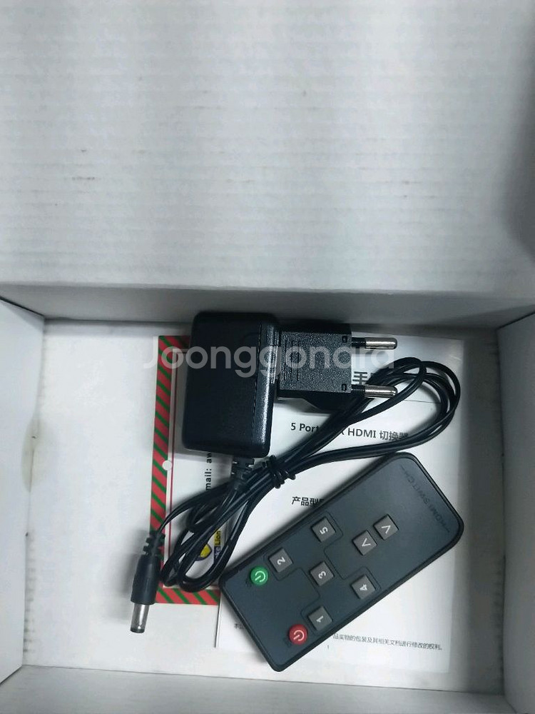 HDMI 1대5 분배기 새제품 택배포함--3