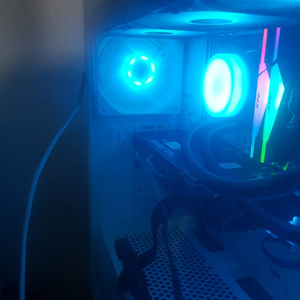 pc 반본체 판매