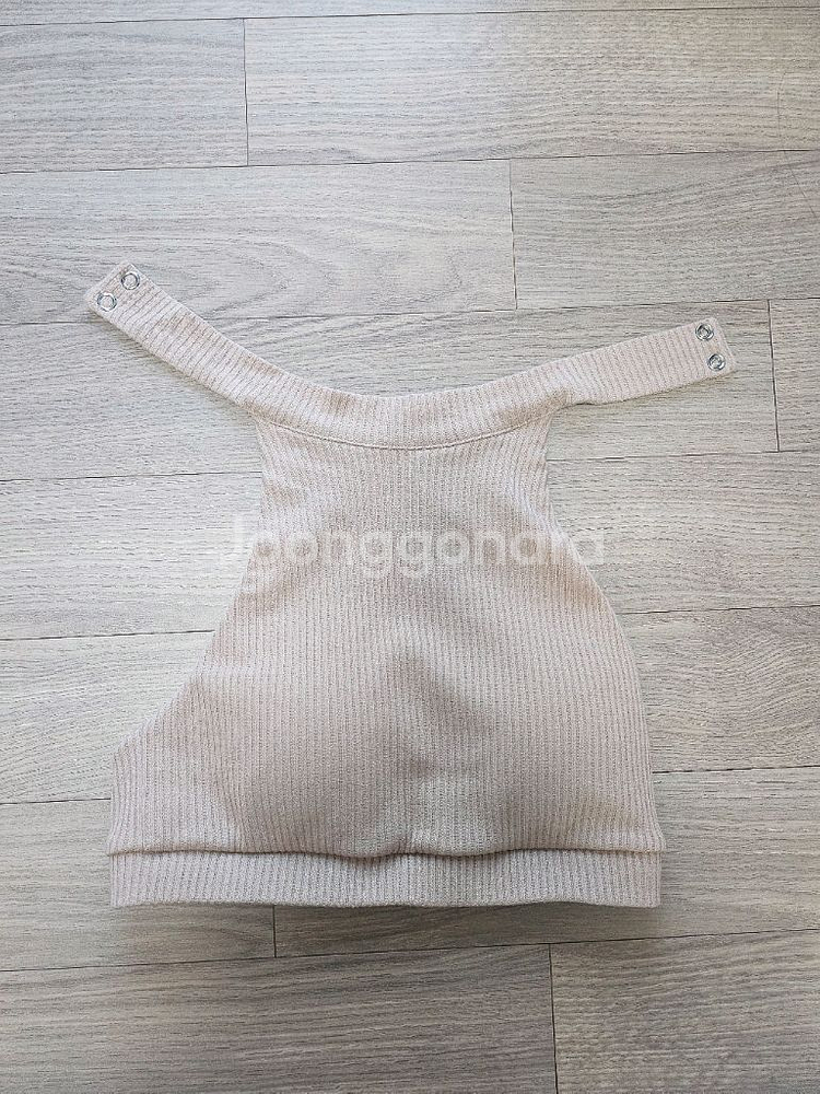 핫한 폴웨어 M사이즈--0