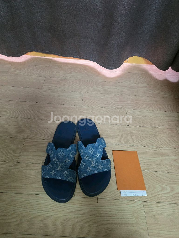 루이비통 데님 오아시스 뮬 8--1