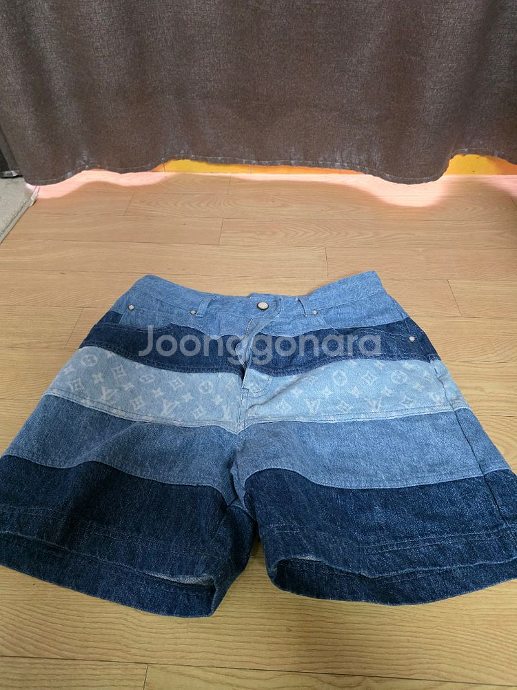 루이비통 스프라이트 팬츠 30--0