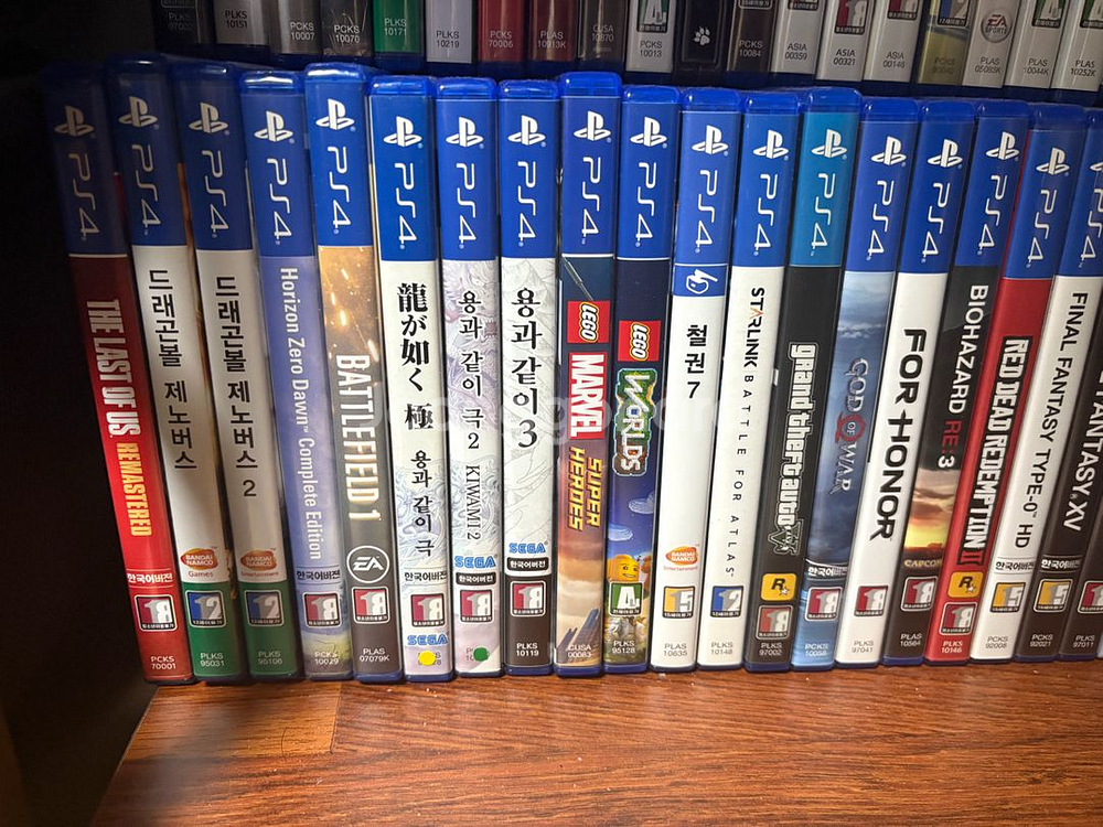 PS4(플스4) CD 팝니다.--0