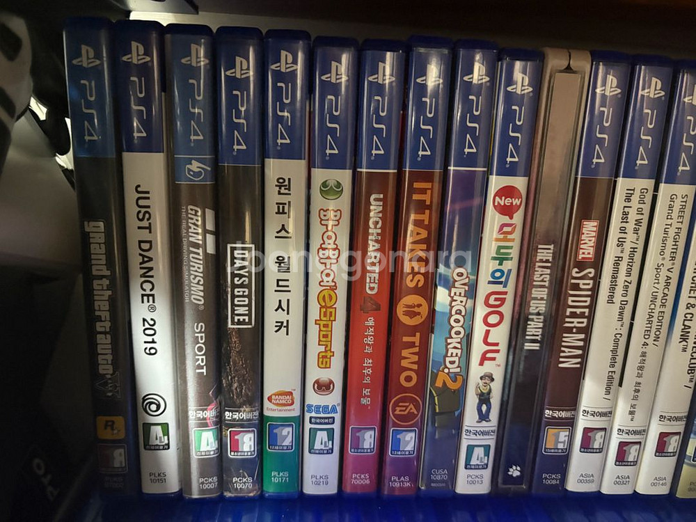 PS4(플스4) CD 팝니다.--3
