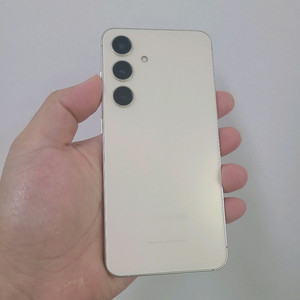 갤럭시 S24 512기가 앰버 옐로우 팝니다!