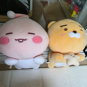 카카오프렌즈인형2개