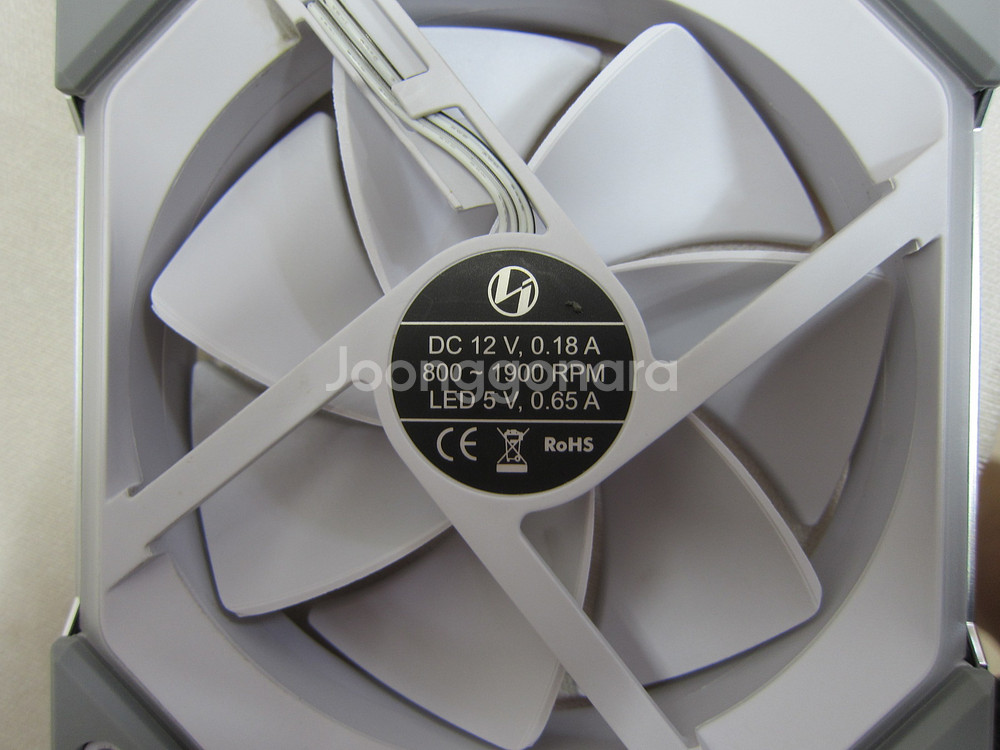 리안리 UNI FAN 120 RGB 화이트 x 3개--2