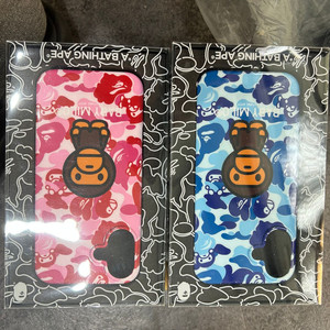 베이프 BAPE 아이폰 16 플러스 케이스
