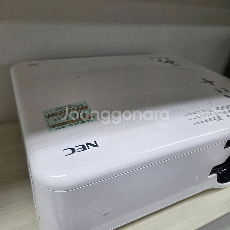 엄청밝은 6200안시 빔프로젝터 NEC NP4100--1